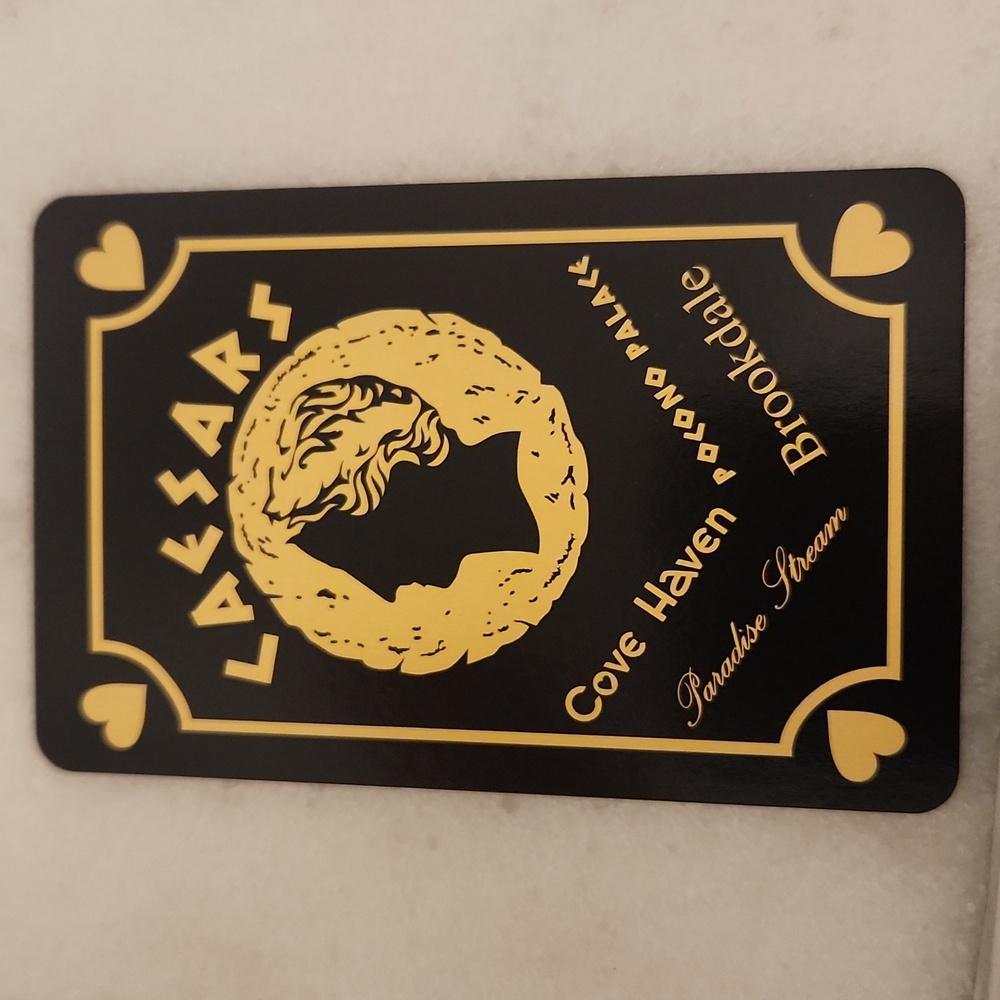 💚Black and Gold Caesars Playing Cards